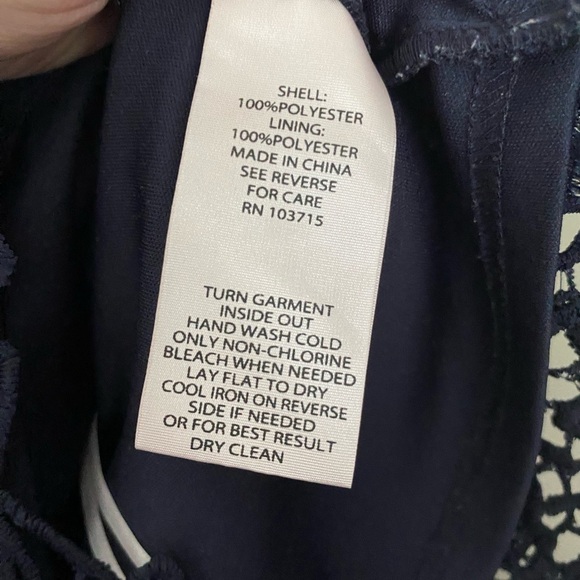 NANETTE LEPORE Dark Navy Blue Yolk Lace Crochet Sleeveless Tank Size Small - Picture 4 of 7